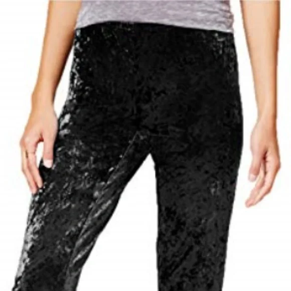 𝓝𝓦𝓽 𝓤𝓛𝓽𝓻𝓪 𝓕𝓛𝓲𝓻𝓽 𝓫𝔂 𝓘𝓴𝓮𝓭𝓭𝓲 𝓳𝓾𝓷𝓲𝓸𝓻𝓢' 𝓥𝓮𝓛𝓿𝓮𝓽 𝓛𝓮𝓰𝓰𝓲𝓷𝓰𝓢 𝓢 - Picture 4 of 5